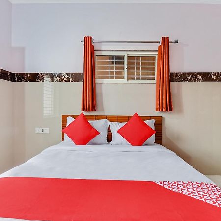 Hotel O Sri Sai Guru Comforts Yelahanka Bagian luar foto