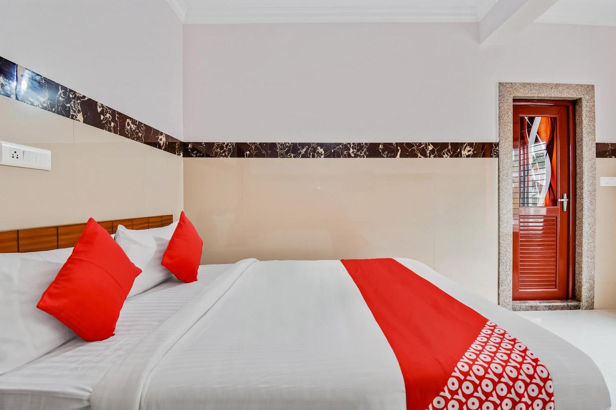 Hotel O Sri Sai Guru Comforts Yelahanka Bagian luar foto