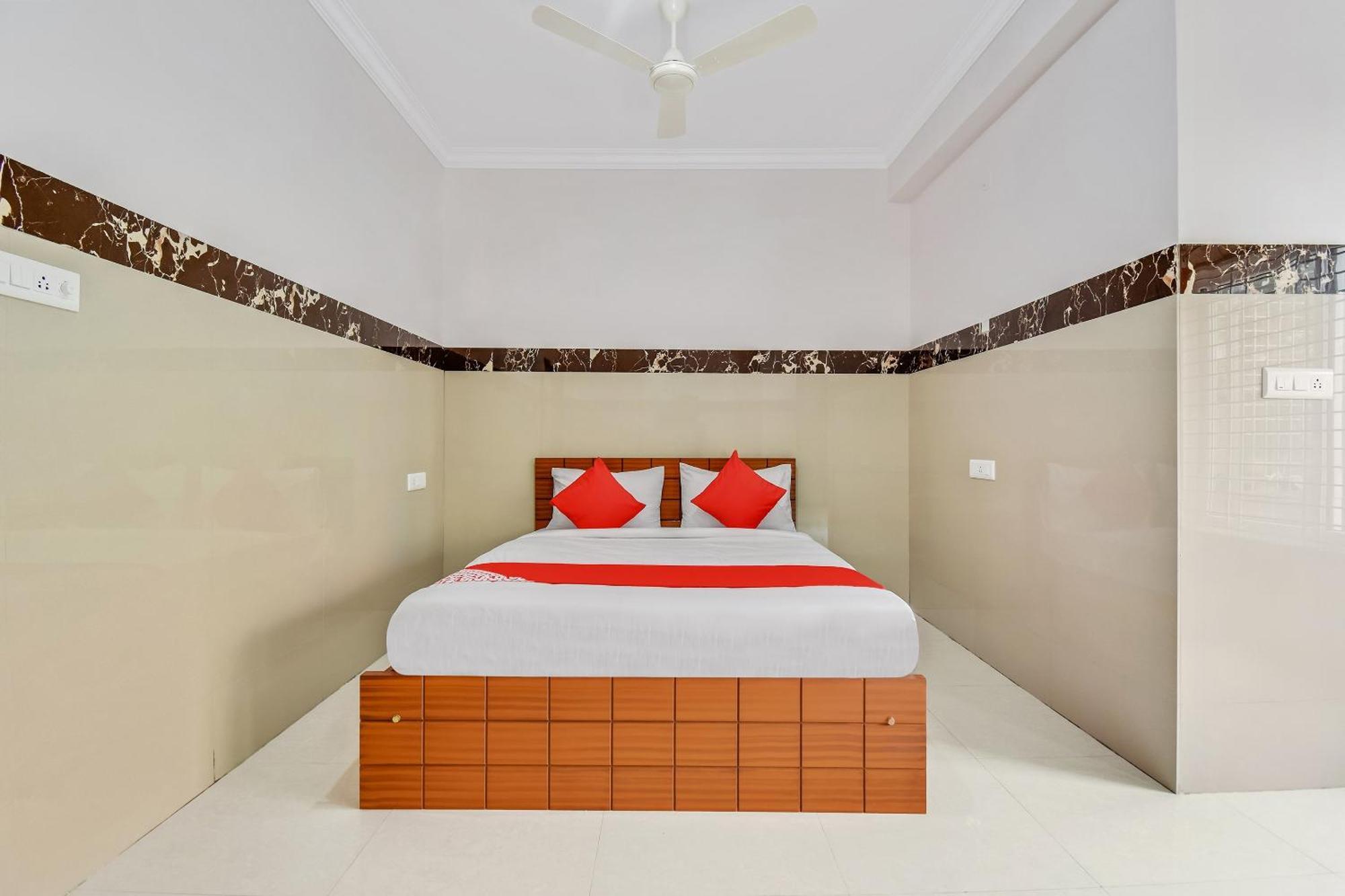 Hotel O Sri Sai Guru Comforts Yelahanka Bagian luar foto